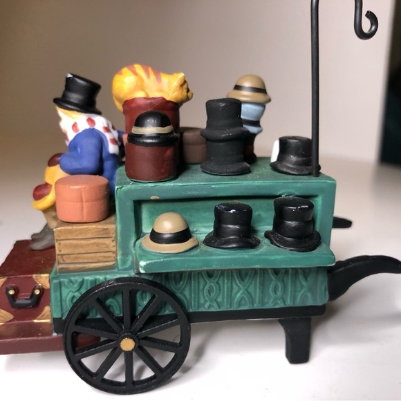 Department 56 Dickens Village – Figurines (lot of 12)  - $60 - Picture 8 of 16